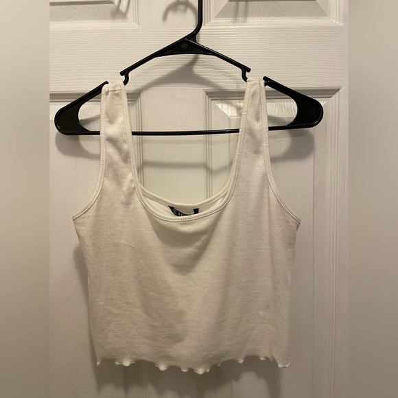 Shein crop top - Picture 1 of 2